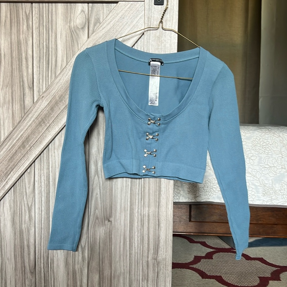 Blue crop top